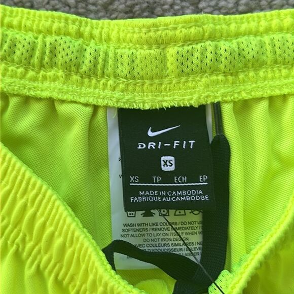 Nike Dri-Fit Women’s Shorts! - Picture 6 of 9